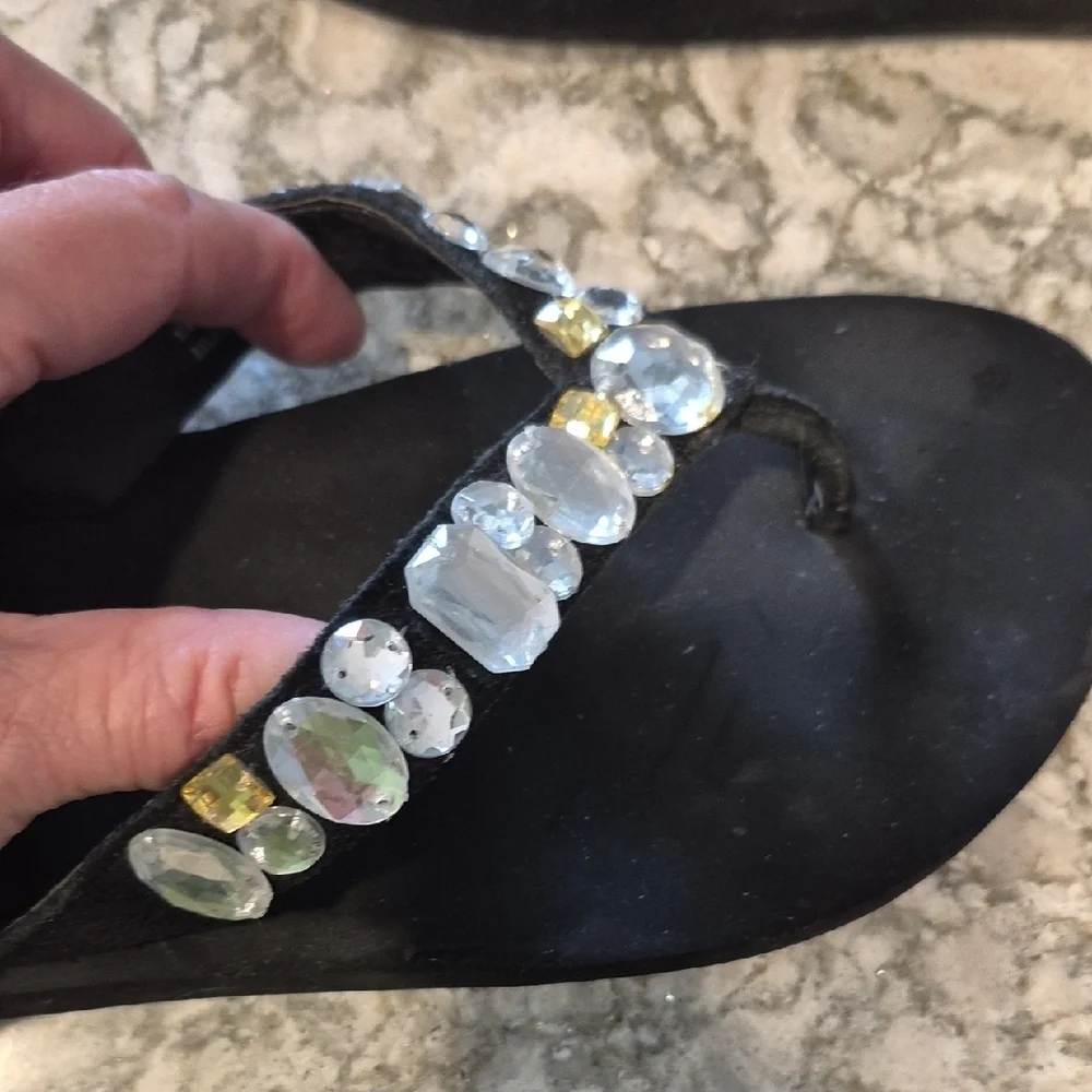 Yellow Box Belicia Black Sandals with Rhinestone and Gold Accents - Picture 11 of 11